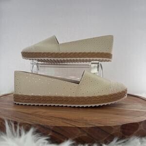 Moleca Ladies Size 8 EU 39 TEC LONA White off- Flats Made in Brazil New with box